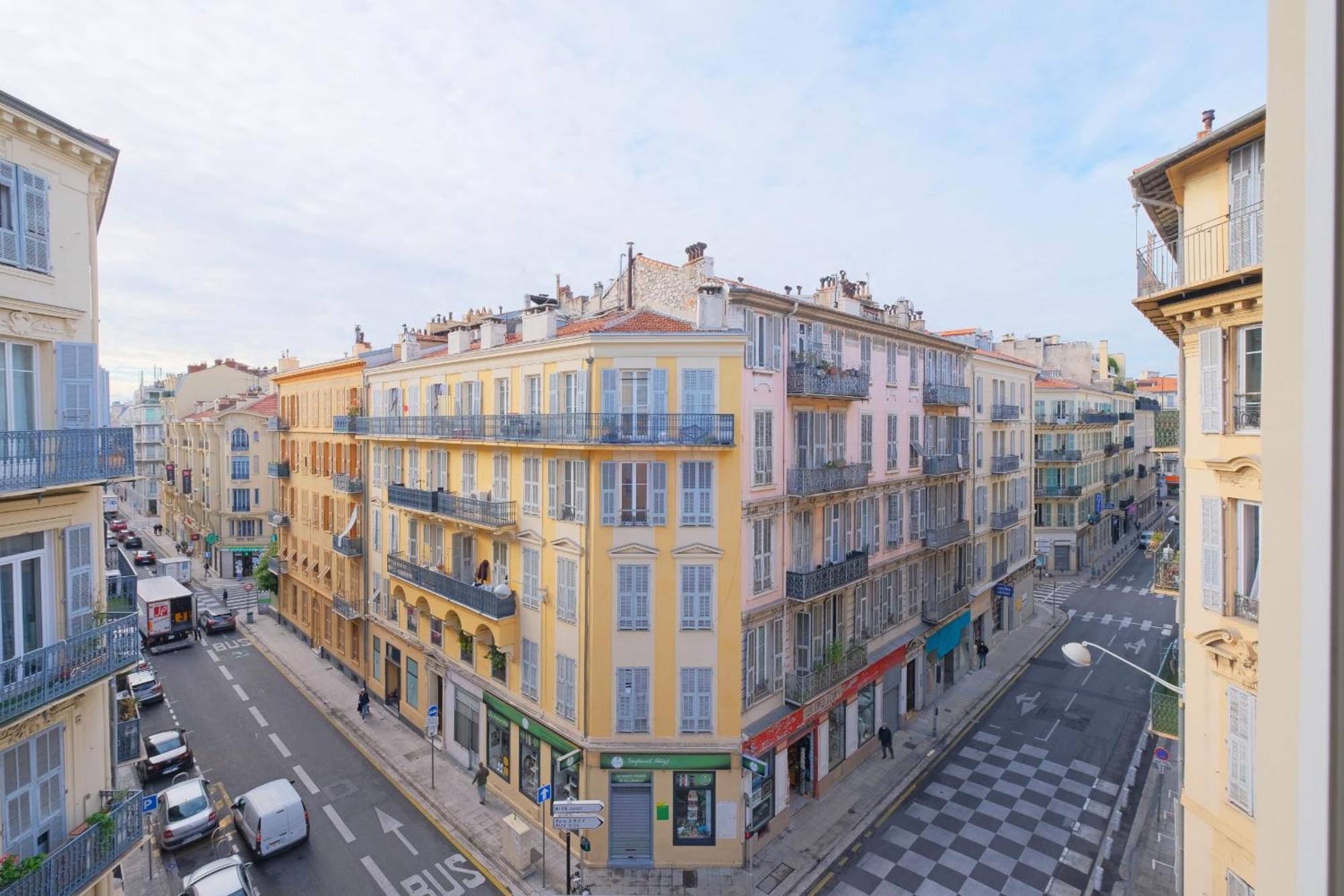 L'Echappee De Nice Riviera I Centre-Ville I Climatise I Proche Gare Et Plage I Ideal Couple Et Famille Exterior photo